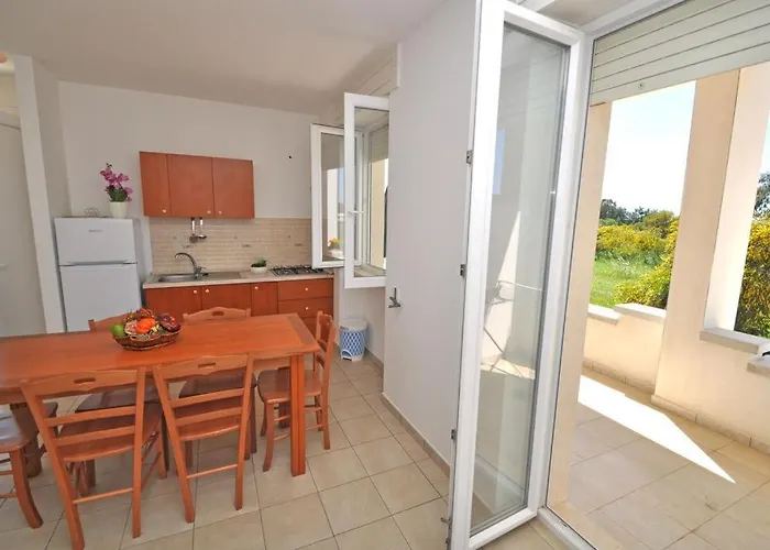 Punta Pizzo Lägenhet *